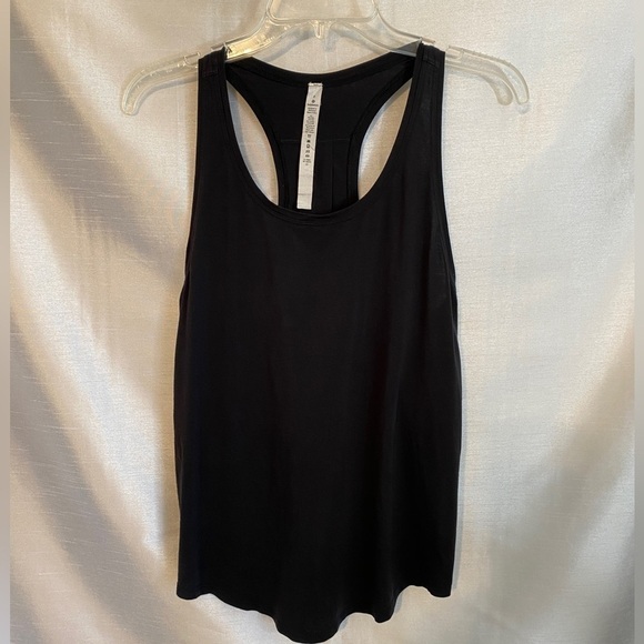 LuluLemon Athletica Yogi Racer  Back Black Ladies 6 - Picture 11 of 12